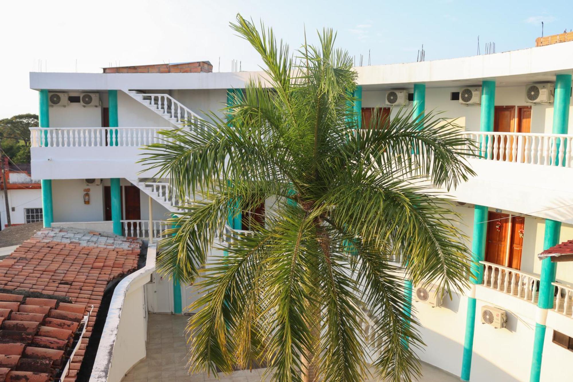 Hotel Plaza Real Montelíbano מראה חיצוני תמונה