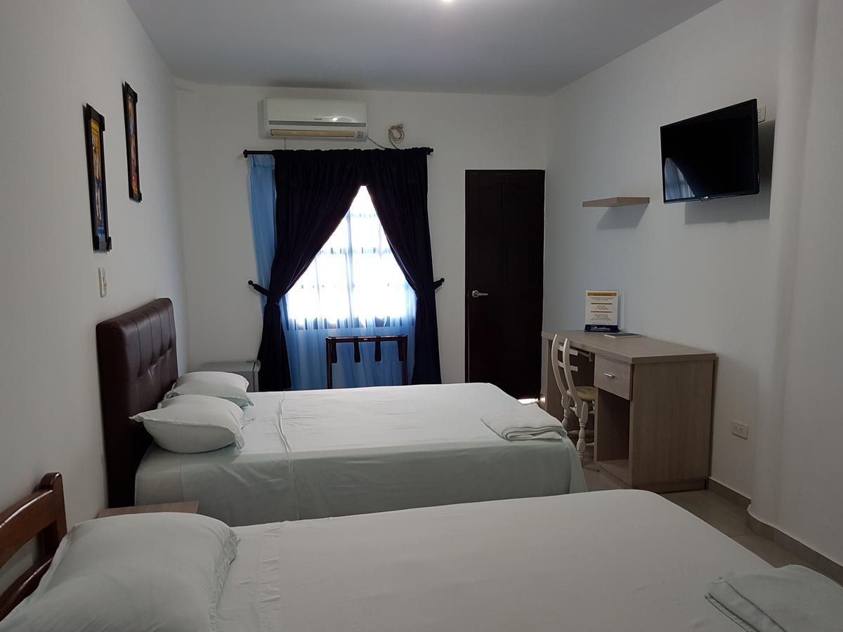 Hotel Plaza Real Montelíbano מראה חיצוני תמונה
