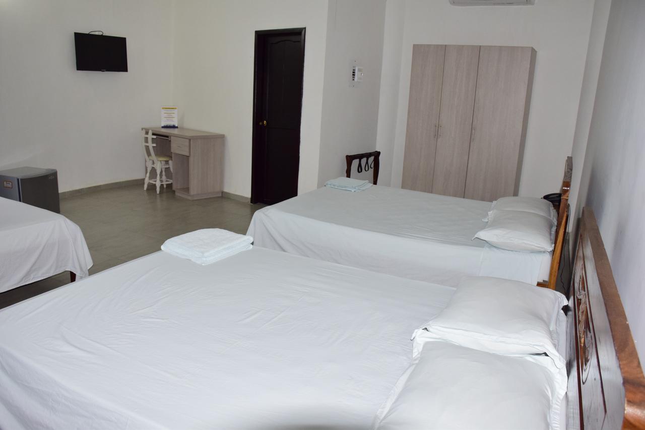 Hotel Plaza Real Montelíbano מראה חיצוני תמונה